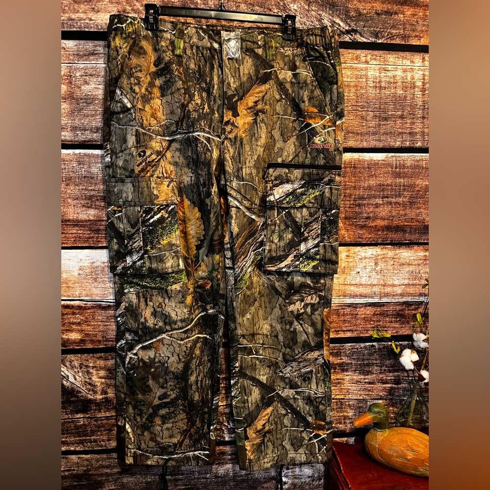 Mossy Oak hunting pants. These are new without tags.
